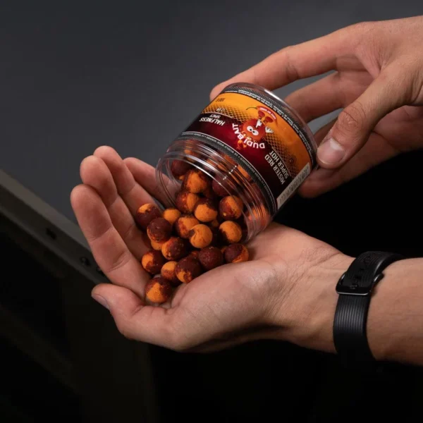 DUDI BAITS - Kulki hakowe Mister Red Super Hot Połówki Pieprz - obrazek 2